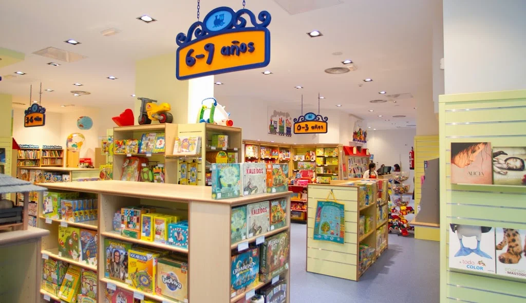 Foto 4 de Dideco Principe de Vergara Tienda de Juguetes y Libros