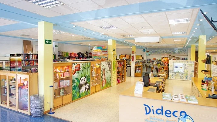 Foto 5 de Dideco Xaudaro Tienda de Juguetes y Libros