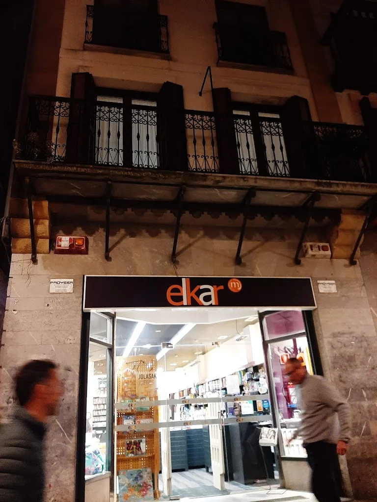 Elkar liburu-denda Libreria Hernani