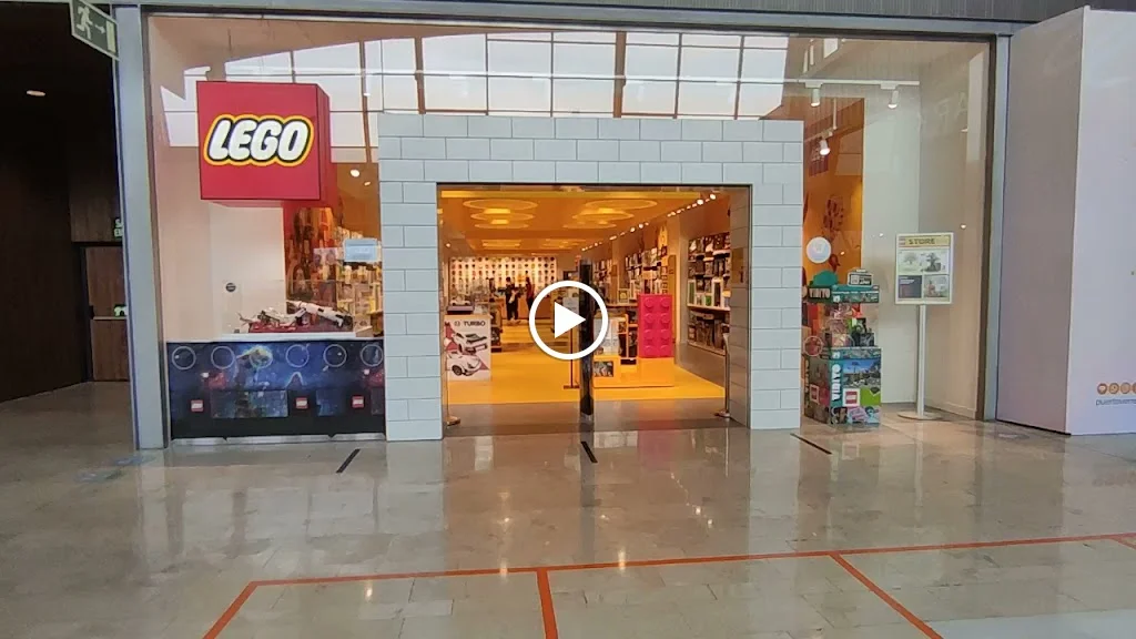 Foto 4 de LEGO(r) Certified Store Zaragoza