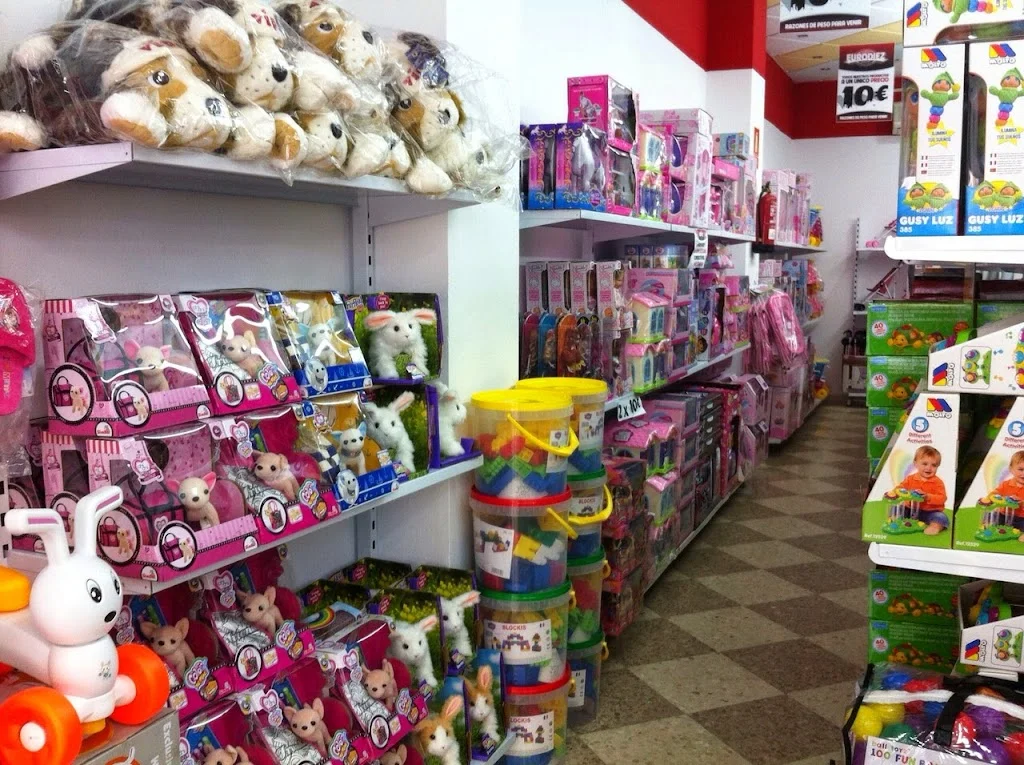 Foto 3 de Tiendas Eurodiez S.L.