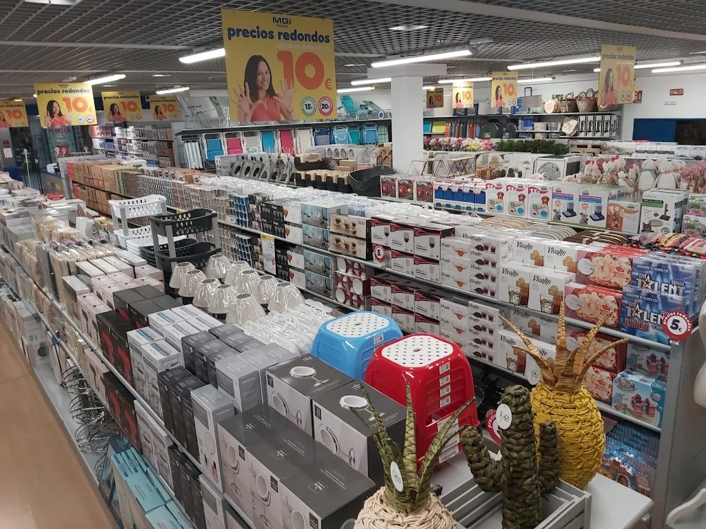 Foto 4 de Tiendas Mgi Rincon de la Victoria